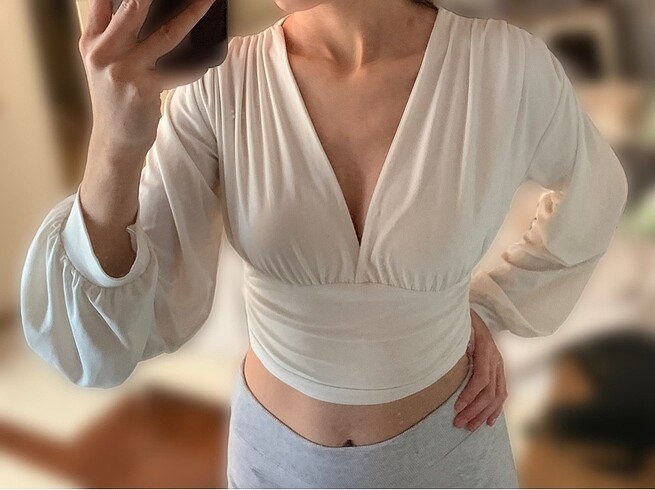 Trendyol & Milla BLUZ CROP/BEYAZ VE YEŞİL MEVCUT