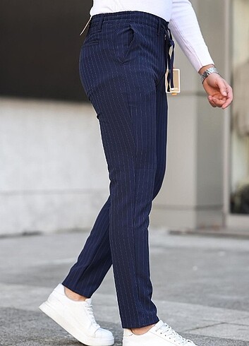 Yazlık çizgili model erkek pantolon