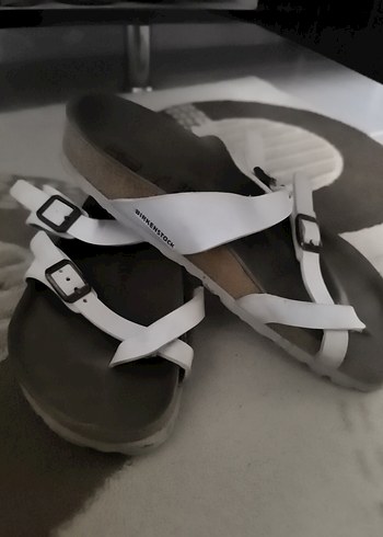 Birkenstock Beyaz Tokalı Terlik