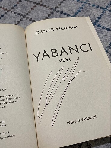 Beden İmzalı Yabancı Set