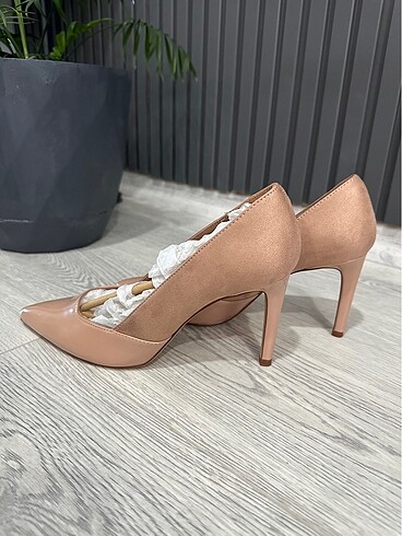 38 Beden Rugan&süet pudra stiletto