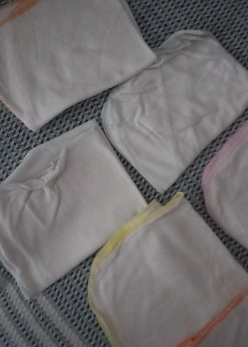 HelloBaby Renkli Kenarlı Ağız silme bezi