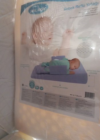 Beden Renk Sevibebe Bebek Reflü Yatağı