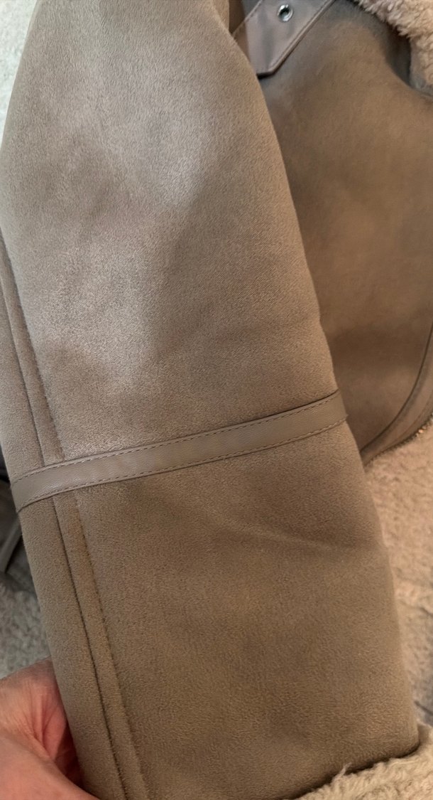 Süet Kumaşlı Kürklü Kısa Kadın Ceket - Görsel 3