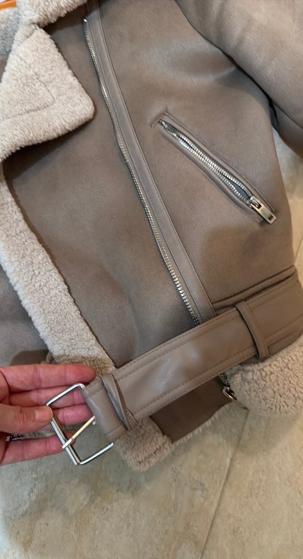 Süet Kumaşlı Kürklü Kısa Kadın Ceket - Görsel 4