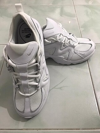 Nike Erkek Spor