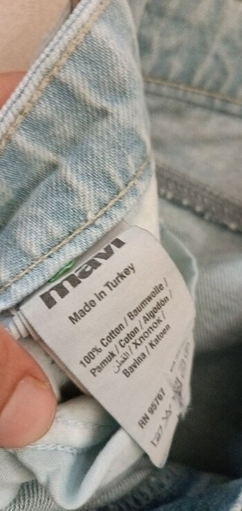 26 Beden mavi Renk Mavi marka etiketli kot pantolon
