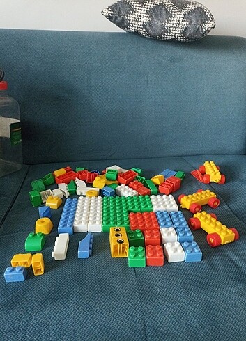 RENKLİ LEGOLAR
