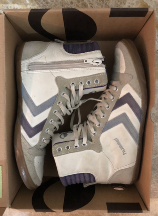 Hummel hummel spor bot