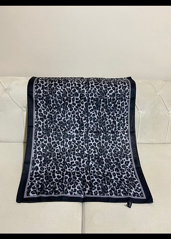 Leopar Desen Kadın Şal
