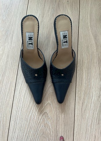 36 Beden Lacivert Stiletto Terlik