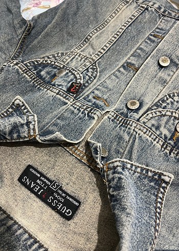 GUESS Kadın Düğmeli Eskitilmiş Denim kot Ceket - Görsel 8