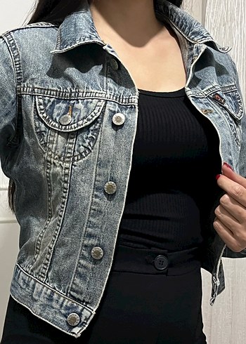 GUESS Kadın Düğmeli Eskitilmiş Denim kot Ceket - Görsel 3