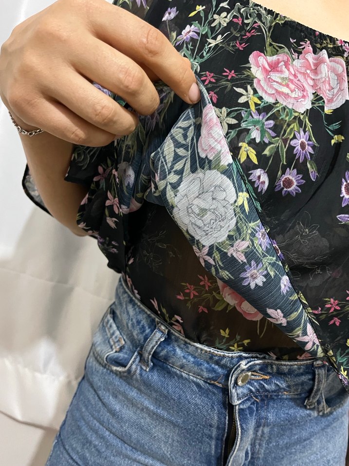 Koton Çiçek Desenli Kayık Yaka Salaş Bluz - Görsel 3