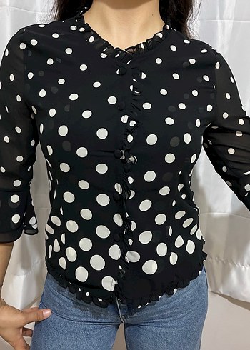 Puantiye Desenli Siyah V Yaka Kadın Gömlek - Görsel 2