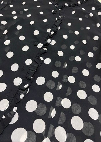 Puantiye Desenli Siyah V Yaka Kadın Gömlek - Görsel 6