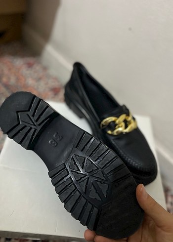 Zincir Detaylı Siyah yüksek taban makosen - Görsel 3