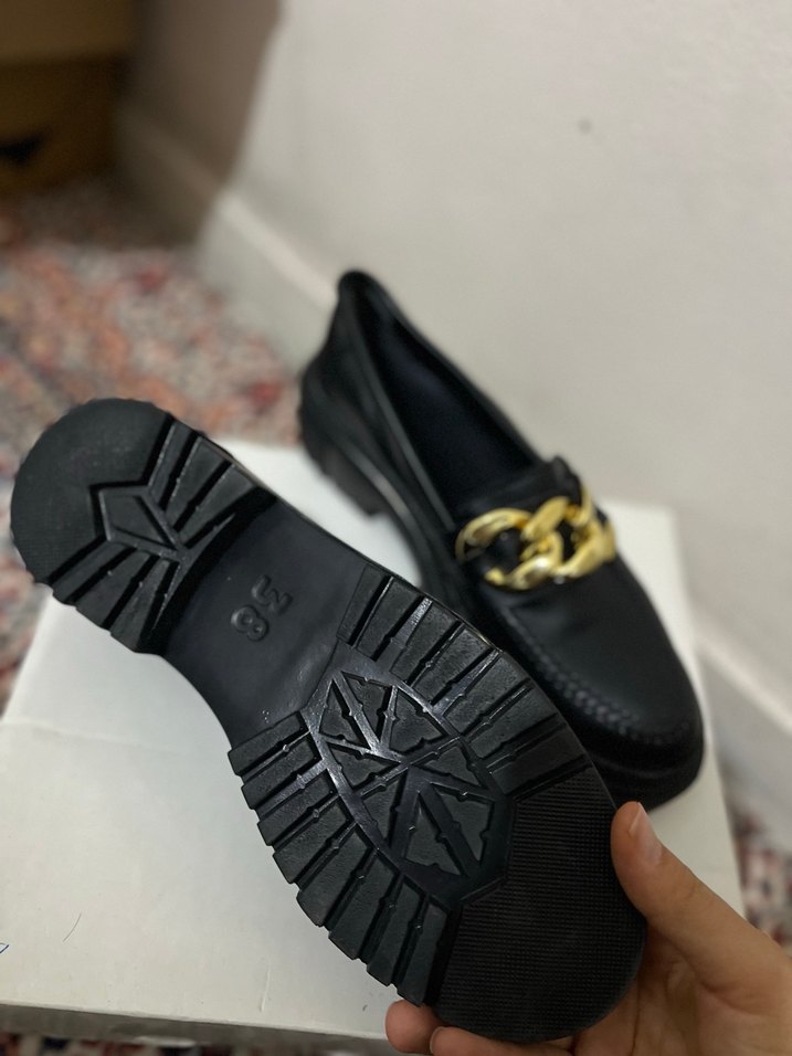 Zincir Detaylı Siyah yüksek taban makosen - Görsel 3