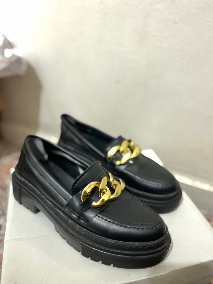 Zincir Detaylı Siyah yüksek taban makosen - Görsel 2