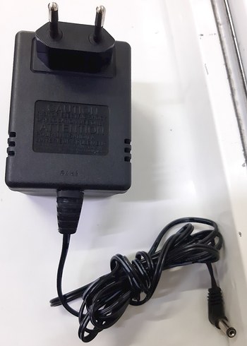 AC Adaptör 9V 800mA TRAFOLU KALIN UÇ GİRİŞ'Lİ SIFIR SAYILIR - Görsel 4