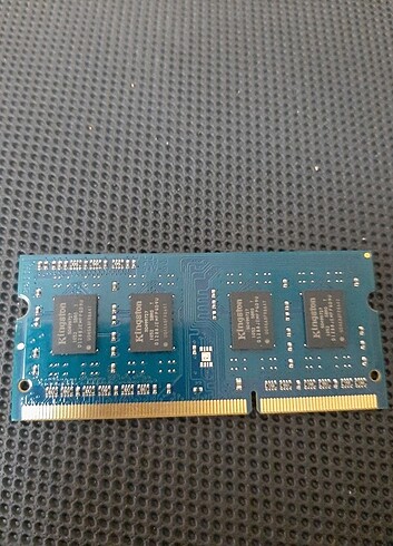 KINGSTON 1GB 1RX8 PC3 10600S NOTEBOOK RAM SIFIR AYARINDA - Görsel 2