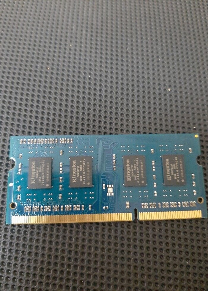 KINGSTON 1GB 1RX8 PC3 10600S NOTEBOOK RAM SIFIR AYARINDA - Görsel 2