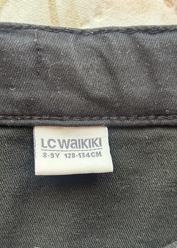 LC Waikiki Siyah Fırfırlı Midi Mini Etek çocuk