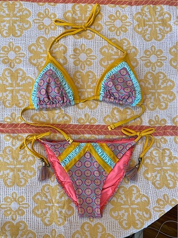 Zeki triko marka bikini