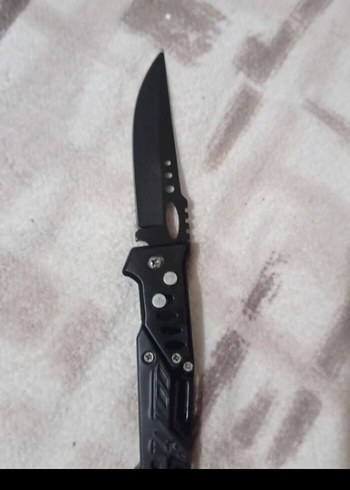Diğer Siyah Katlanabilir Bıçak