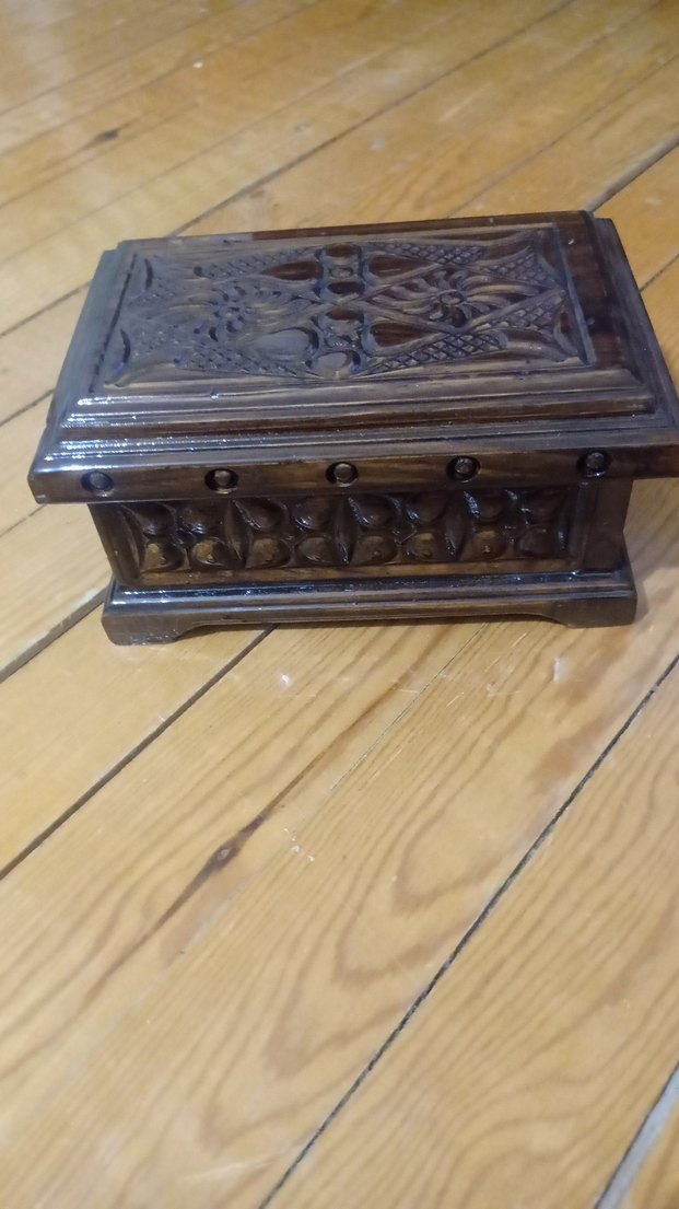 Koyu Kahverengi Oyma Ahşap Kutu - Görsel 3