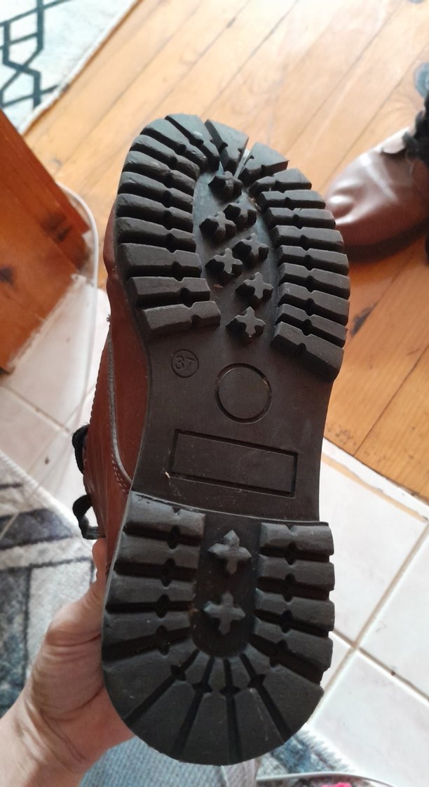 Kahverengi bot - Görsel 4