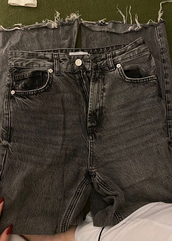 Gri Kesik Detaylı Salaş Kadın Jean - Görsel 2