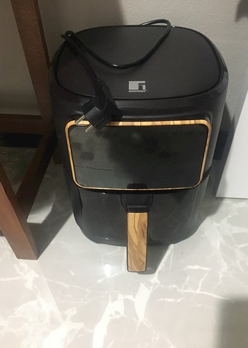 Siyah Elektrikli Fritöz ve Izgara