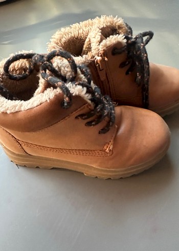 Zara Kahverengi Kürklü Süet Erkek Çocuk Botu - Görsel 6