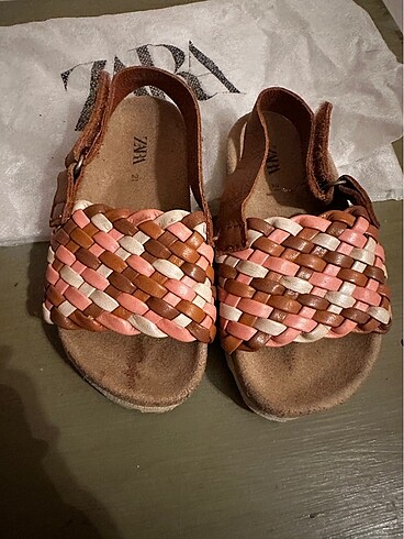 21 Beden Zara kız çocuk bebek sandalet