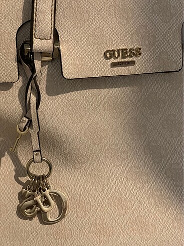 Guess Kol çantası