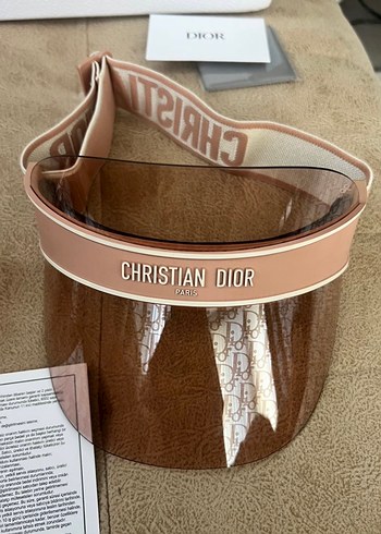 Christian Dior Bej Tokalı Kadın Vizör Şapka - Görsel 3