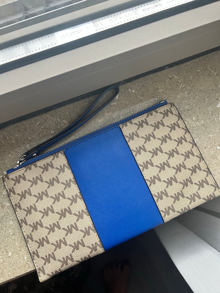 Michael Kors Baskılı Mavi Deri Kadın Cüzdanı - Görsel 2