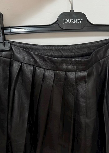 Siyah Deri Pilili Mini Etek - Görsel 2