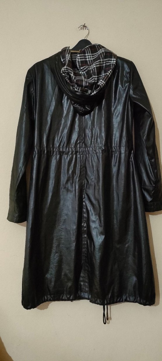 Düğmeli Siyah Deri Uzun Yağmurluk - Görsel 5