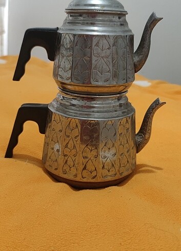 Bakır çaydanlık