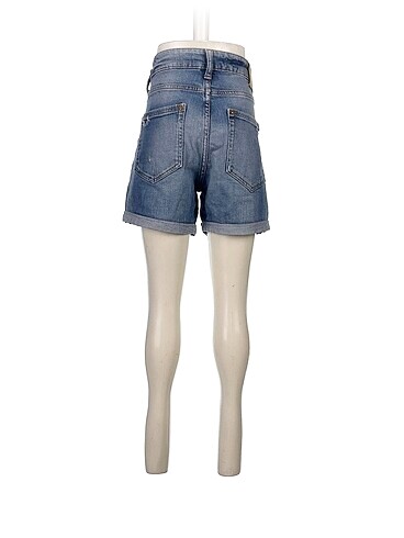 34 Beden Bershka Mini Şort %70 İndirimli.