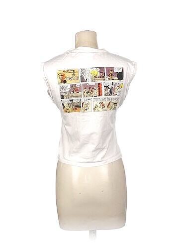 xs Beden Defacto T-shirt %70 İndirimli.
