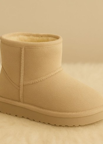 çocuk ugg bot