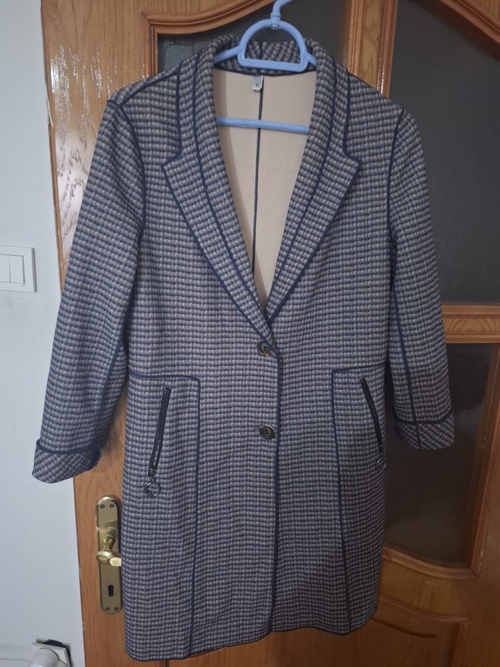 Gri Düğmeli Kadın Midi Klasik Ceket - Görsel 3