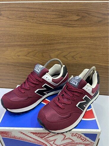 New Balance Kadın Spor Ayakkabı