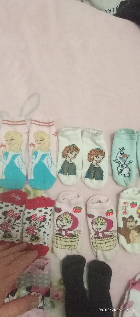 Kız Çocukları için Renkli Baskılı Örme Çoraplar - Görsel 5