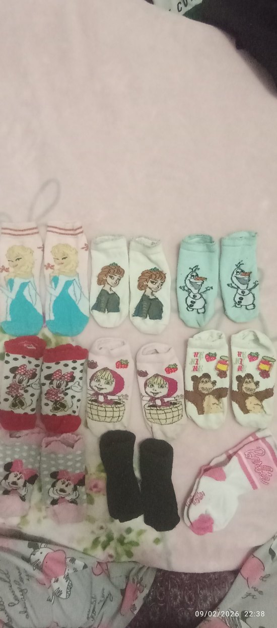 Kız Çocukları için Renkli Baskılı Örme Çoraplar - Görsel 2