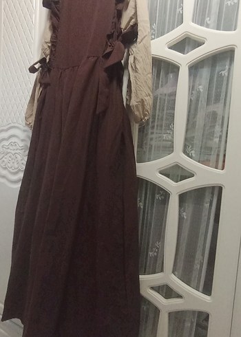 Kahverengi Uzun Pamuklu Fırfırlı Elbise - Görsel 4