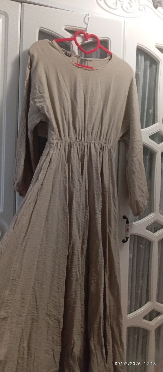 Kahverengi Uzun Pamuklu Fırfırlı Elbise - Görsel 5